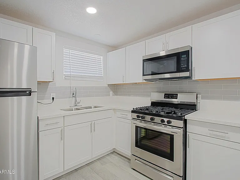5123 N 17th Ave #2 — Photo 10