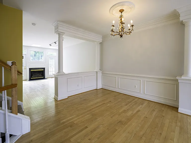 1156 Regal Oak Dr — Photo 11