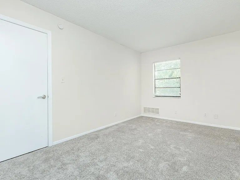Grand Oaks — Photo 34