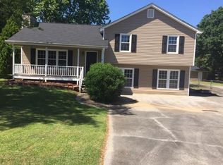 22 Fairfield Ln SW, Cartersville, GA 30120