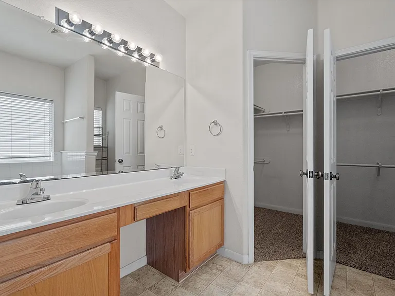 1916 Wheaton Trl — Photo 21