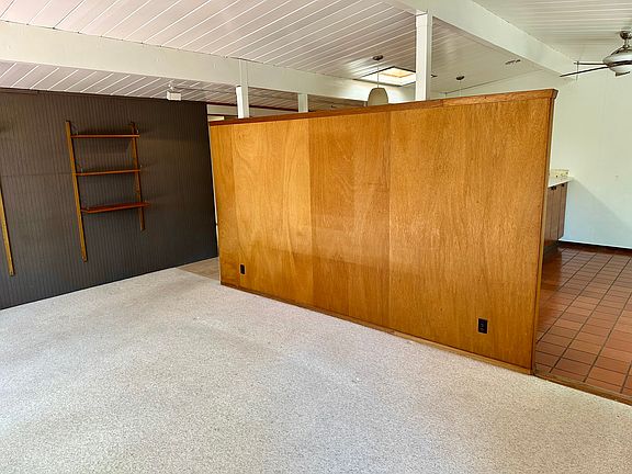 5th image of 3358 Kenneth Dr