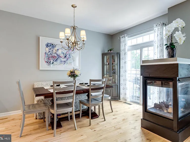 6485 Sutcliffe Dr — Photo 30