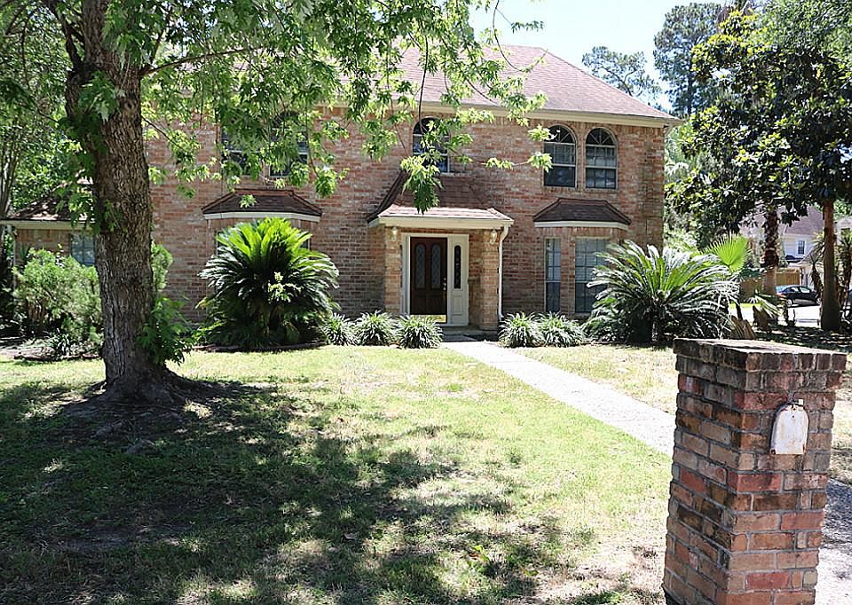 1st image of 15502 Fawn Villa Dr