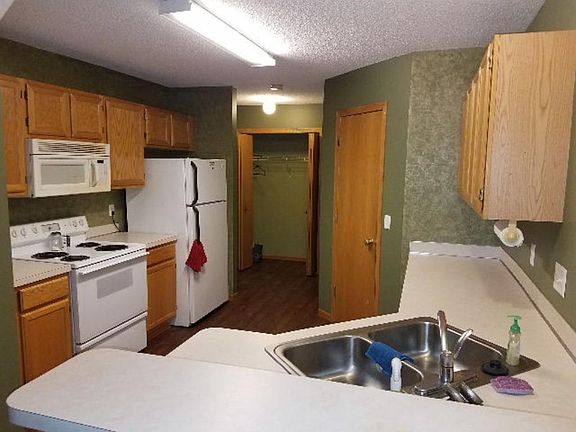 5th image of 1088 Lovell Ave