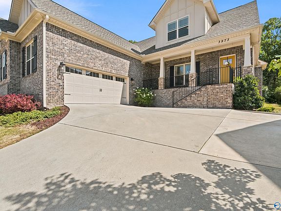 2nd image of 3973 Hawks Way NE