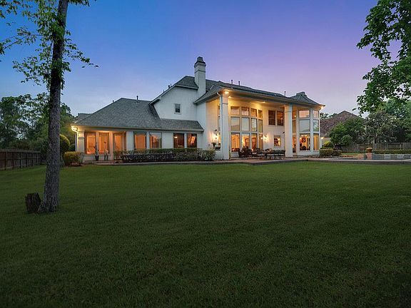 3rd image of 5902 S Royal Point Dr