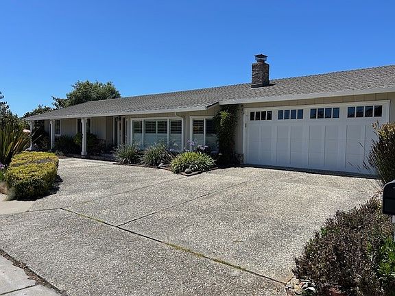 4th image of 1118 Pinehurst Dr