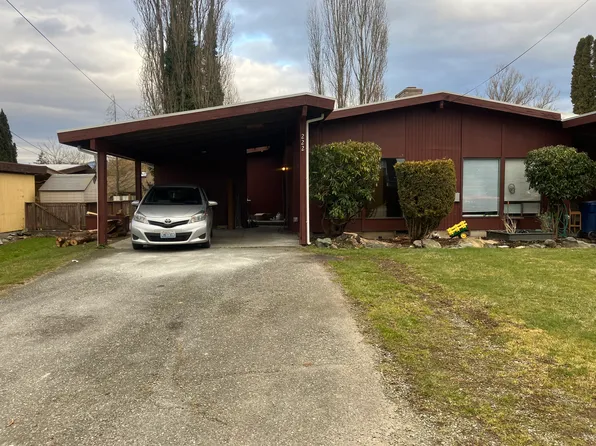 220-222 N 21st St, Mount Vernon, WA 98273