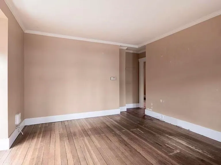 2300 Rindall Ave — Photo 7