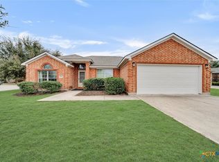 1600 Prickly Pear St, Lockhart, TX 78644