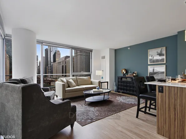 350 W Wolf Point Plz #302, Chicago, IL 60606
