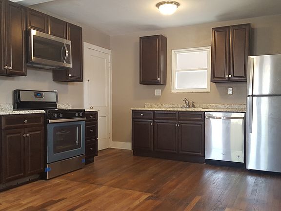 Front Kitchen 
