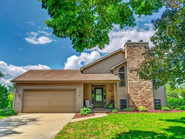 10 Maple View Ct, Madison, WI 53719
