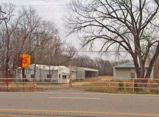 1010 N Highway 69, Frontenac, KS 66763