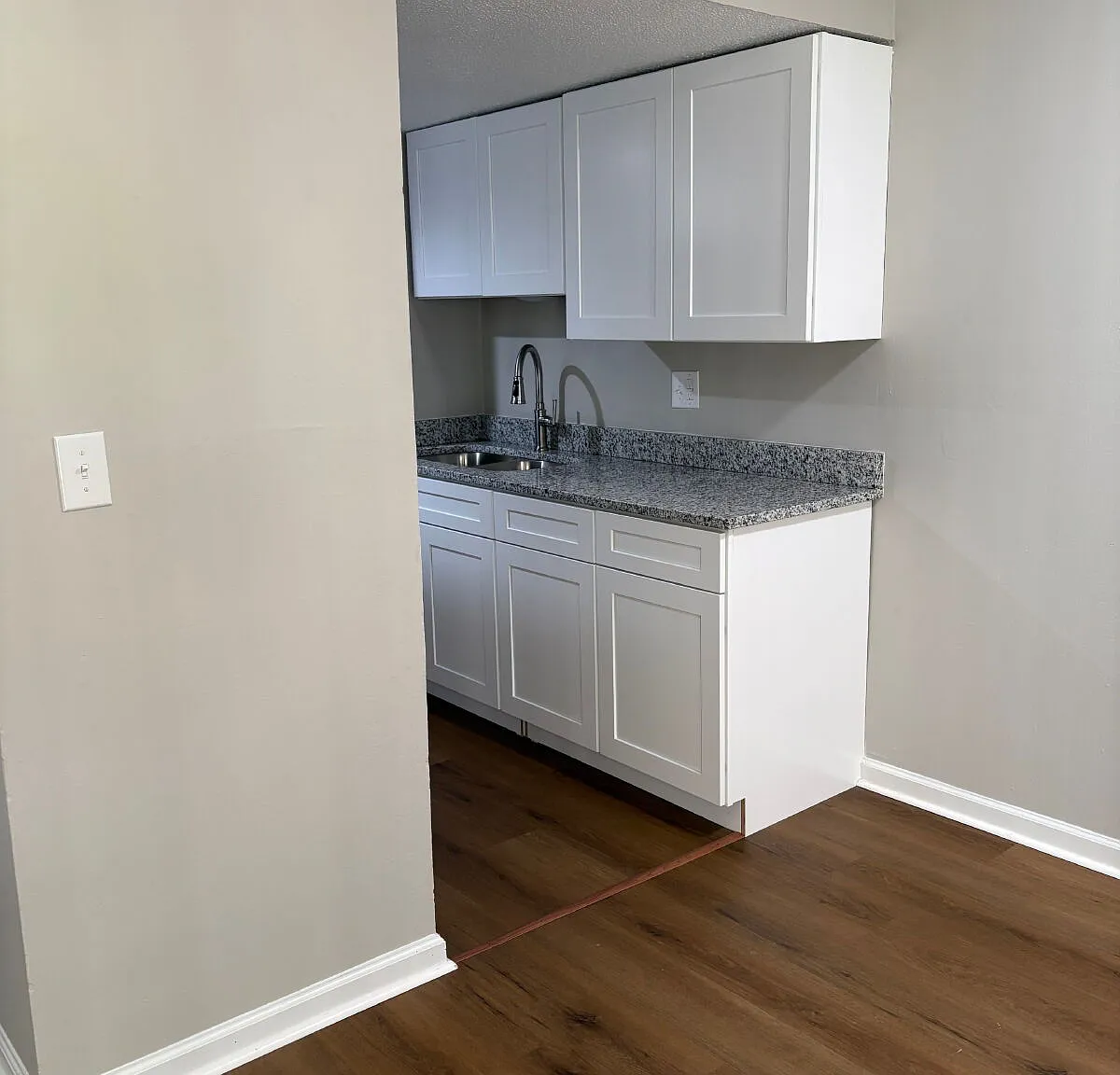 1 bed, 1.0 bath, 590 sqft, $850 — Photo 4