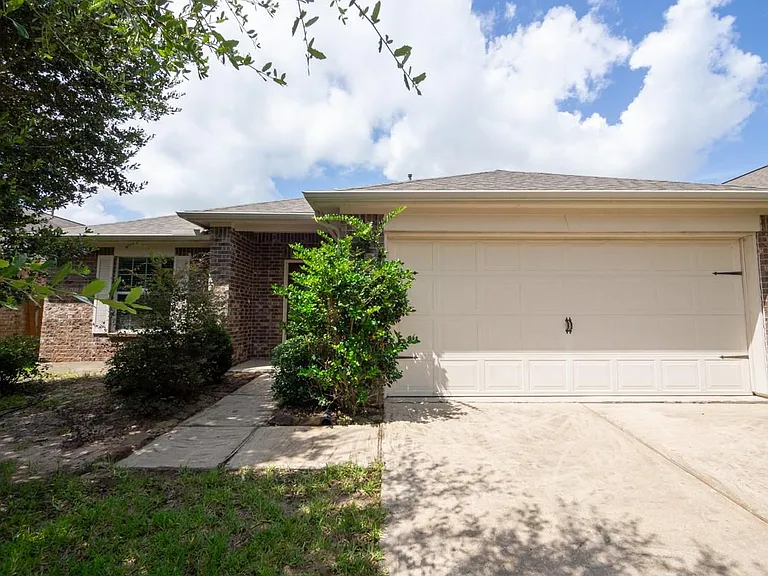 2434 Horned Owl Dr — Photo 1