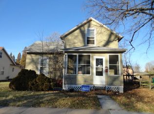 302 E Walker St, Macomb, IL 61455