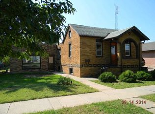 318 E B St, North Platte, NE 69101