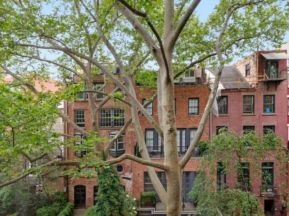79 Perry Street 3R image 9 of 10
