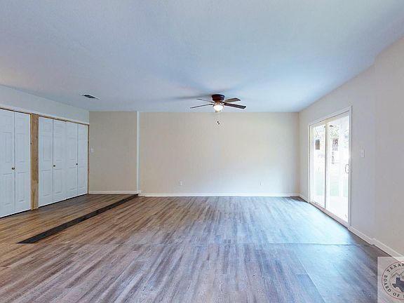 3rd image of 102 W Bowie St
