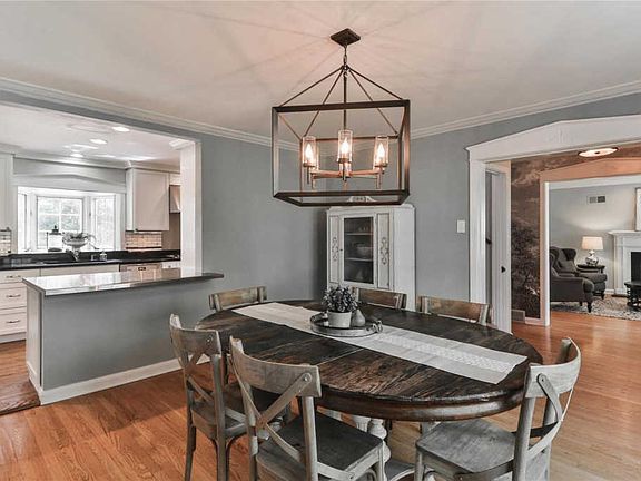 2nd image of 55 Briarcliff