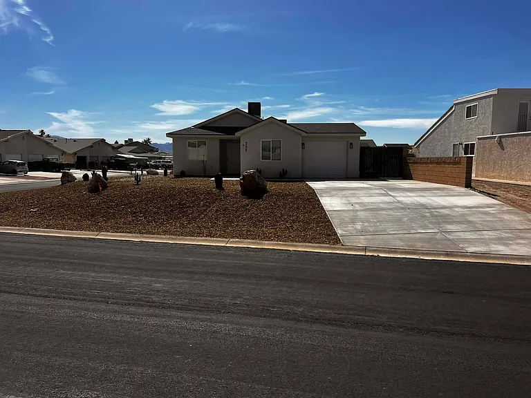 396 Riverfront Dr — Photo 113