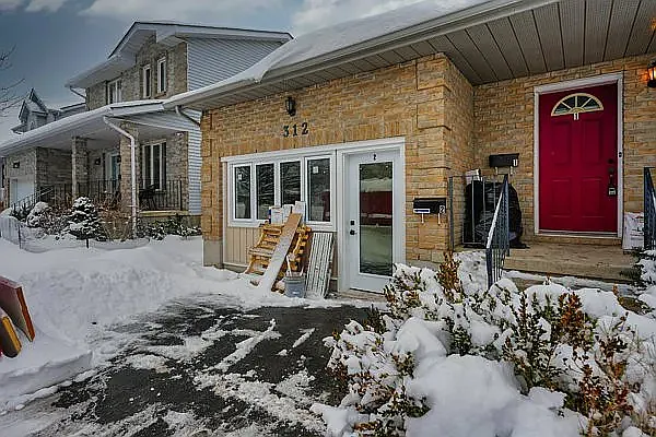 312 Waterloo Dr #2 — Photo 2