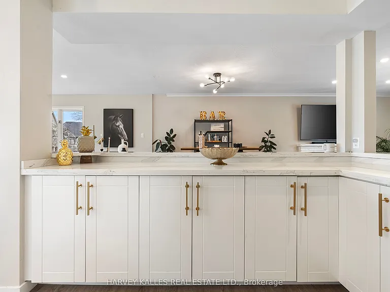 66 Westwood Ln — Photo 8