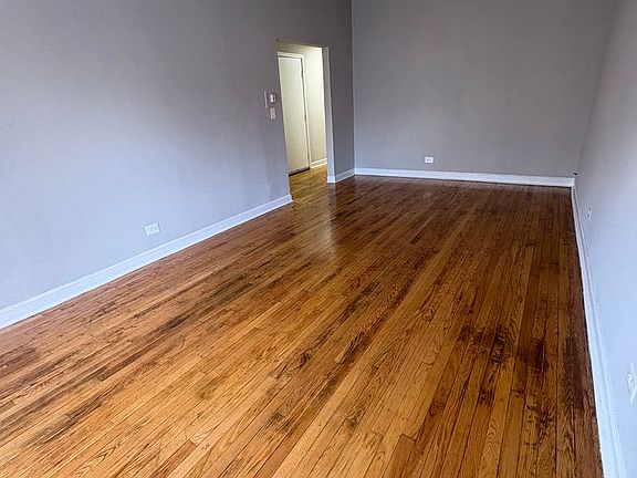 2nd image of 5417 W Washington Blvd #115