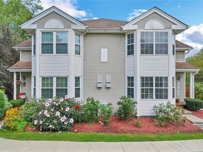 1098 Washington Green, New Windsor, NY, 12553