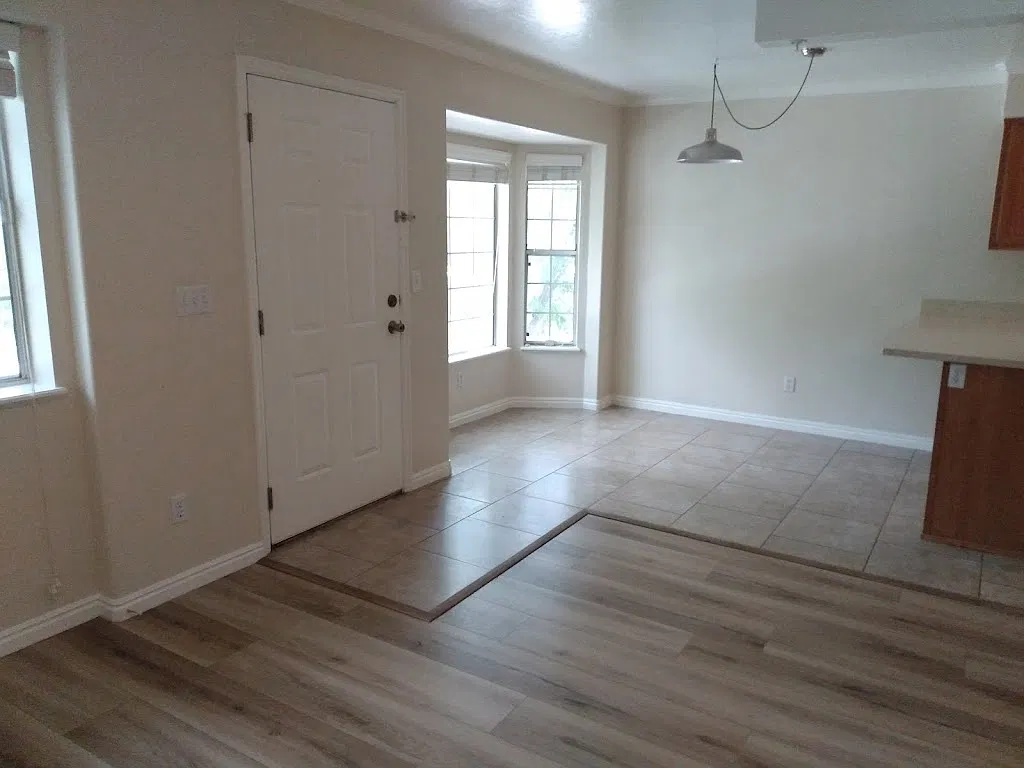 2 bed, 780 sqft, $1,400 — Photo 3