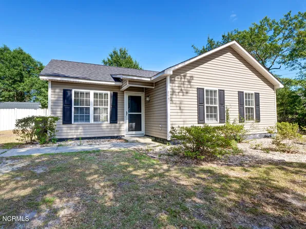 8642 Heirloom Drive NE, Leland, NC 28451
