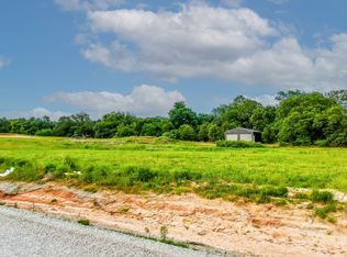 129 Aslan Rd, Poolville, TX 76487