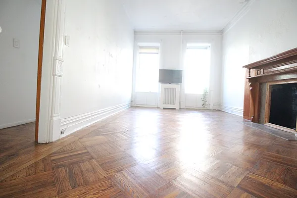 28 West 85th Street #8