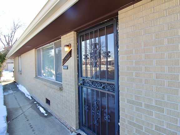 3rd image of 5600 E Martin Luther King Jr Blvd