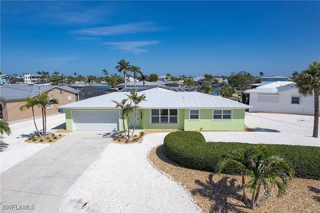 3226 Vacation Ln, Saint James City, FL 33956 | Zillow
