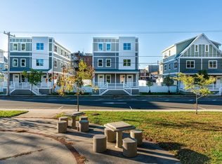 199 Clemente St, Holyoke, MA 01040