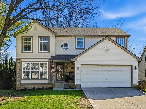 2nd image of 1129 Pebble Brook Dr