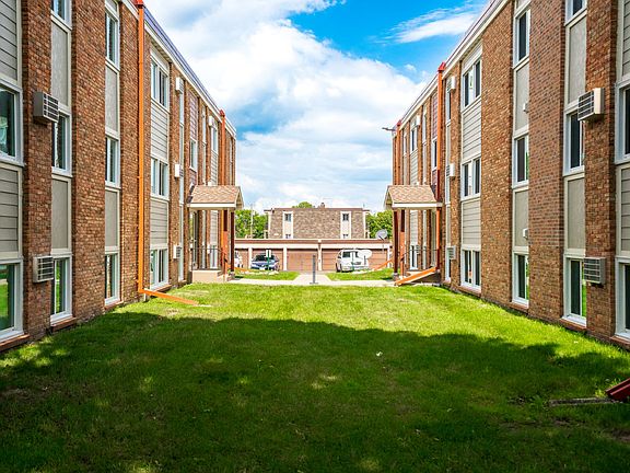 5th image of 1799 Cedar Ave #1817-305