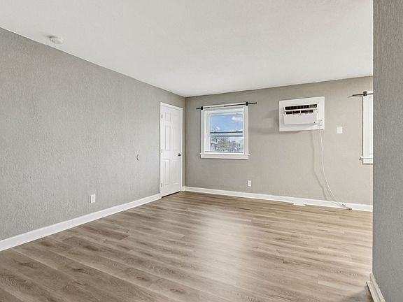 4th image of 2500 Leo St #2-2504