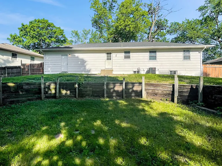 8307 Ditzler Ave — Photo 14