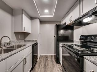 London Square Apartments, Dallas, TX 75244