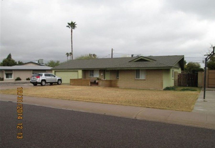 2nd image of 3910 E Desert Cove Ave