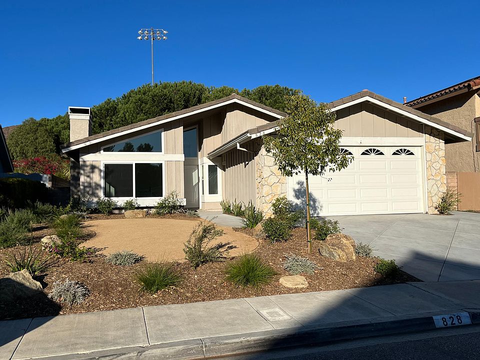 1st image of 828 Cayo Grande Ct
