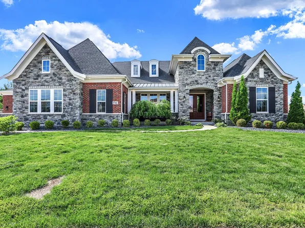 5766 Bentbrook Dr, Bargersville, IN 46106