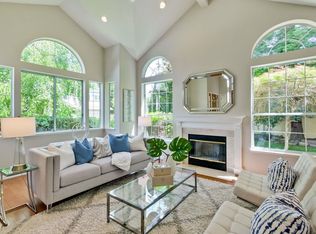 10812 Barrington Bridge Ct, Cupertino, CA 95014