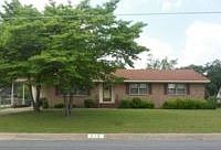 1st image of 215 Glenwood Trl