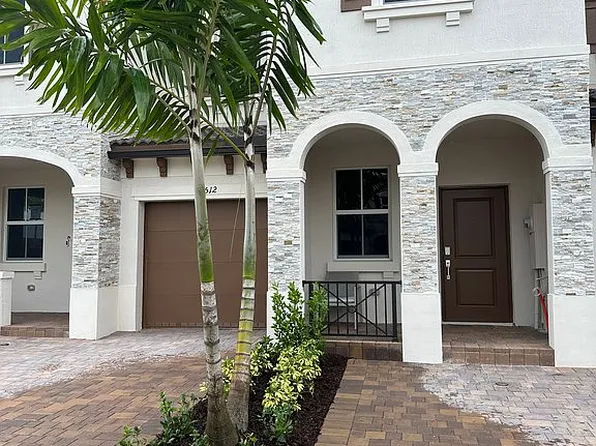 12516 NW 23rd Pl, Miami, FL 33167