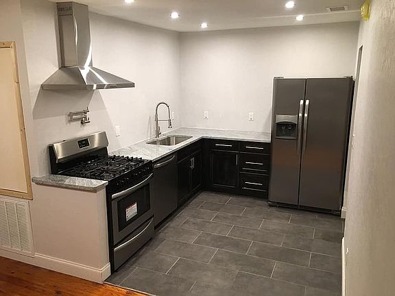 2nd image of 1518 NE 13th Ave